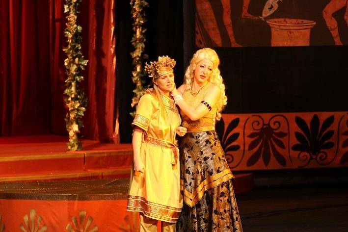  Комичната опера 